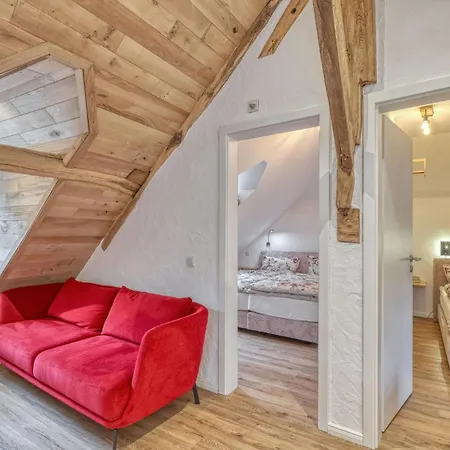 Apartment 2 Bedroom Beautiful In