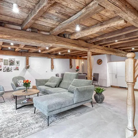 2 Bedroom Beautiful In Appartement