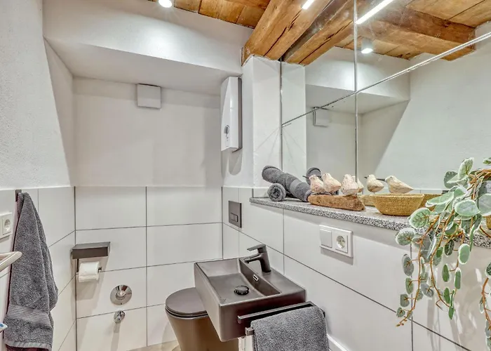 Amazing In With Wifi Apartment *